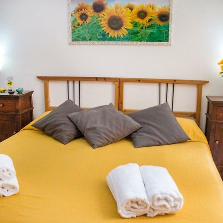 B&B Carbonara Napoli ภายนอก รูปภาพ