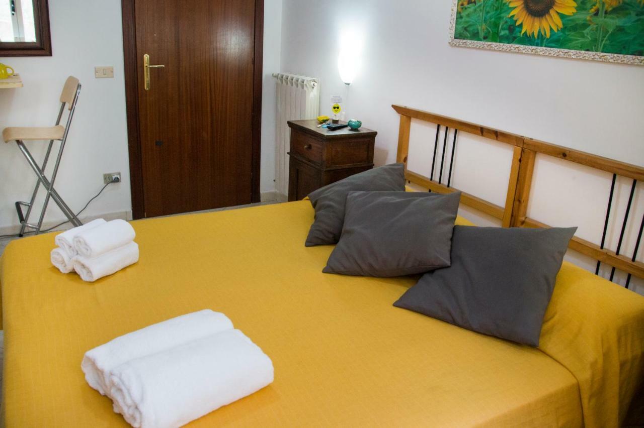 B&B Carbonara Napoli ภายนอก รูปภาพ